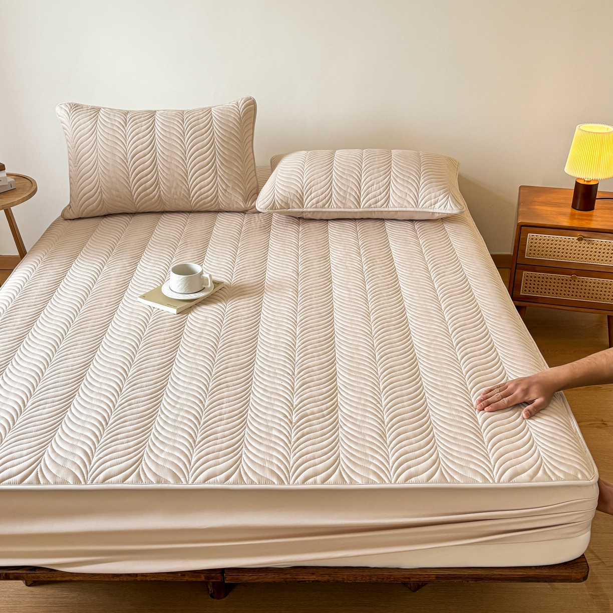 91家纺网 家纺一手货源 找家纺 居眠 2026新款叶链夹棉防水床笠 叶链-卡其