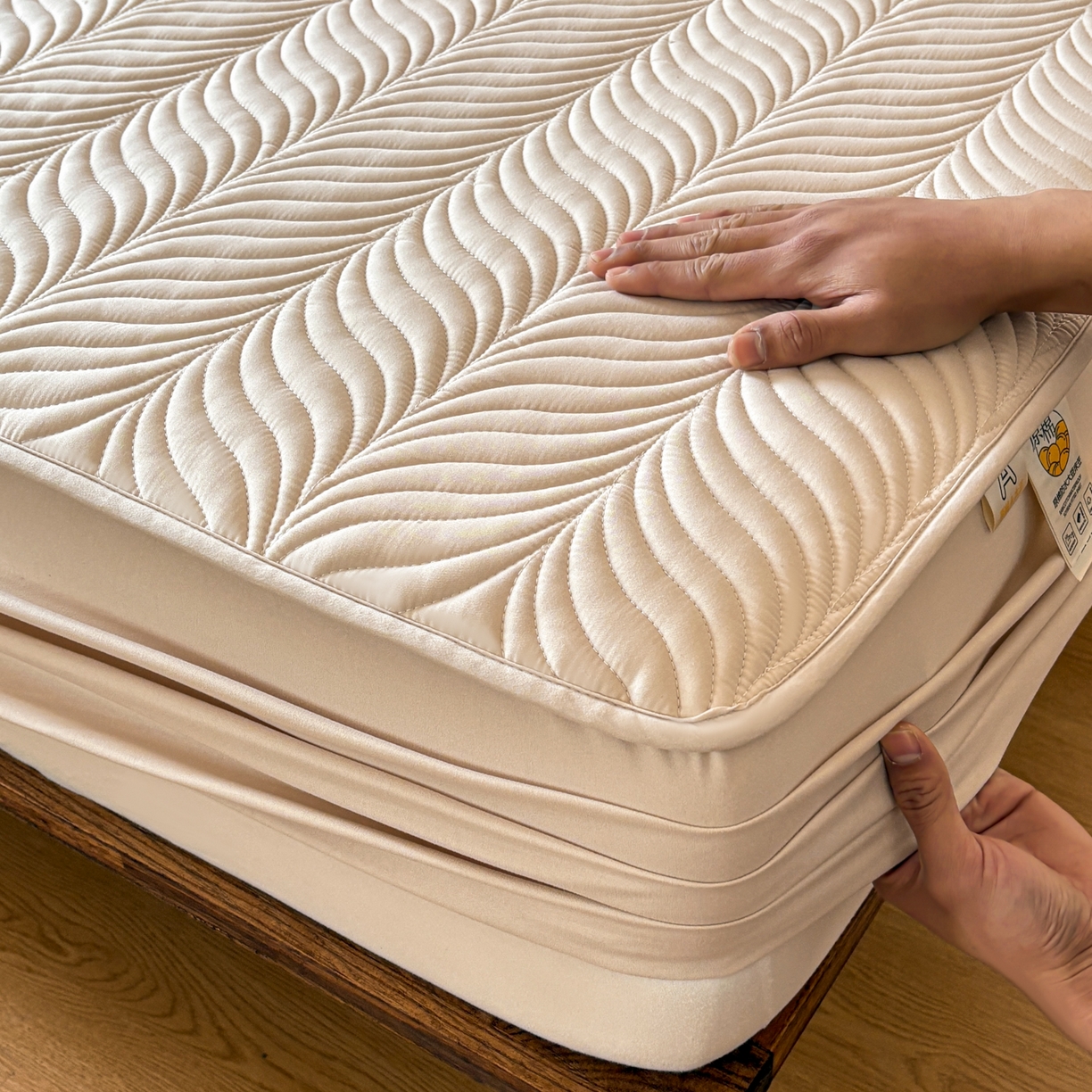 91家纺网 家纺一手货源 找家纺 居眠 2026新款叶链夹棉防水床笠 叶链-卡其