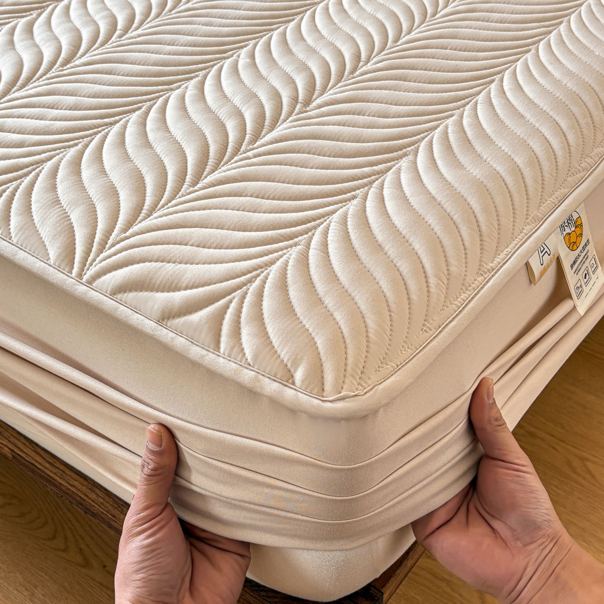 91家纺网 家纺一手货源 找家纺 居眠 2026新款叶链夹棉防水床笠 叶链-卡其