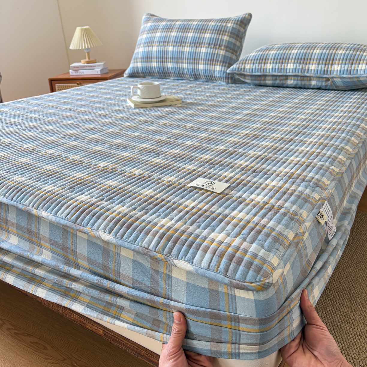 91家纺网 家纺一手货源 找家纺 （总）居眠 2026新款全棉色织水洗棉格子夹棉棉花床笠