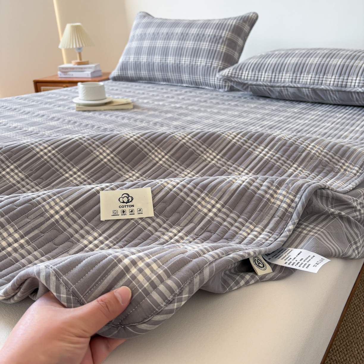 91家纺网 家纺一手货源 找家纺 （总）居眠 2026新款全棉色织水洗棉格子夹棉棉花床笠