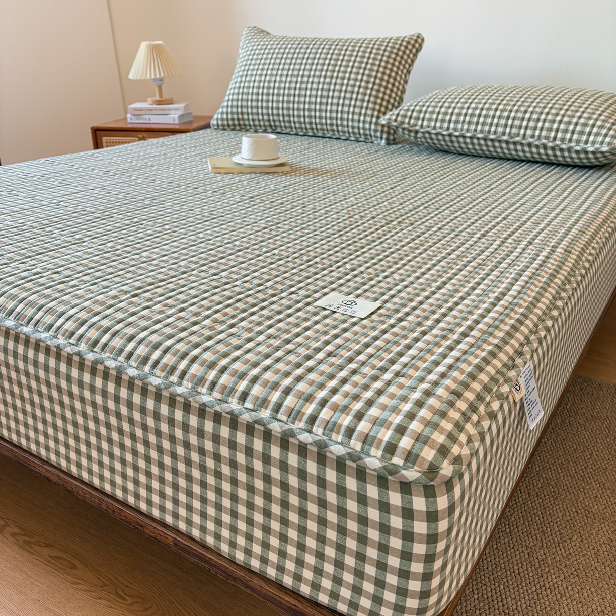 91家纺网 家纺一手货源 找家纺 居眠 2026新款全棉色织水洗棉格子夹棉棉花床笠 夹棉款-绿小格