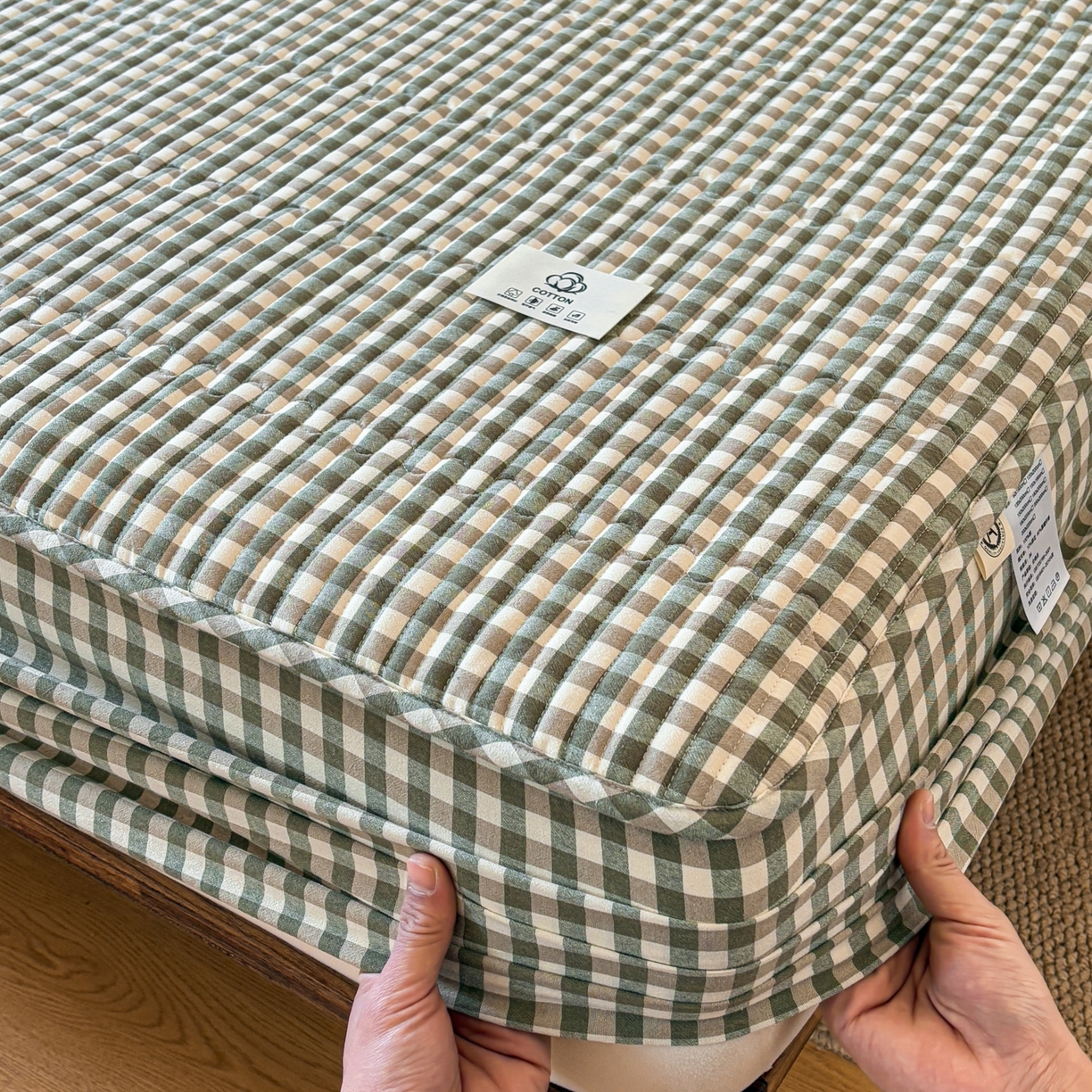 91家纺网 家纺一手货源 找家纺 居眠 2026新款全棉色织水洗棉格子夹棉棉花床笠 夹棉款-绿小格