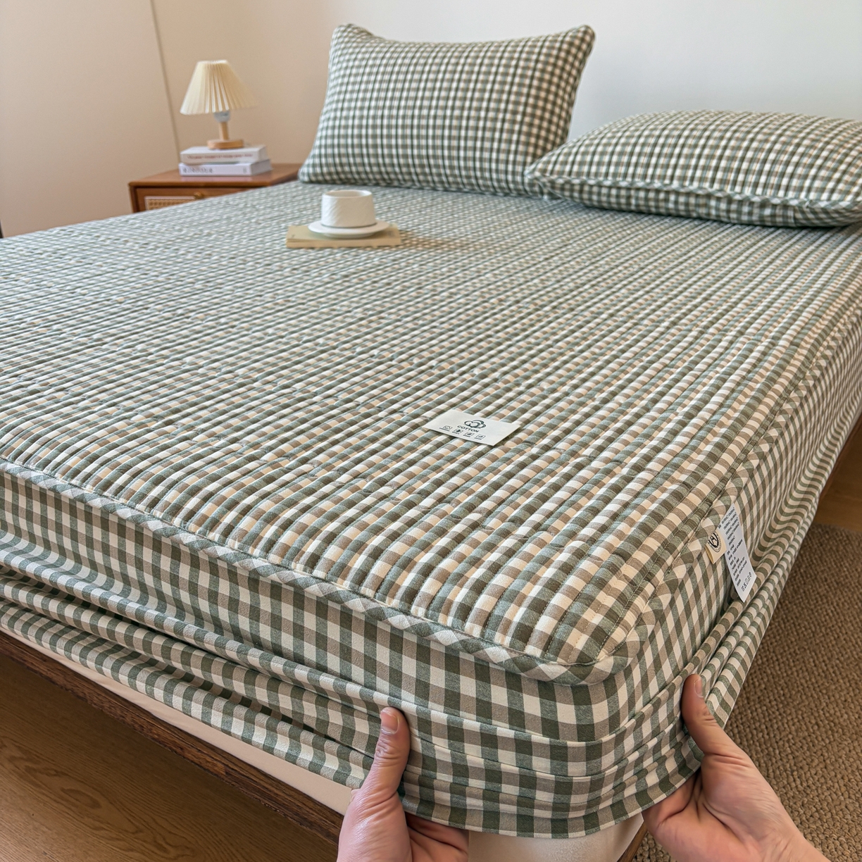 91家纺网 家纺一手货源 找家纺 居眠 2026新款全棉色织水洗棉格子夹棉棉花床笠 夹棉款-绿小格
