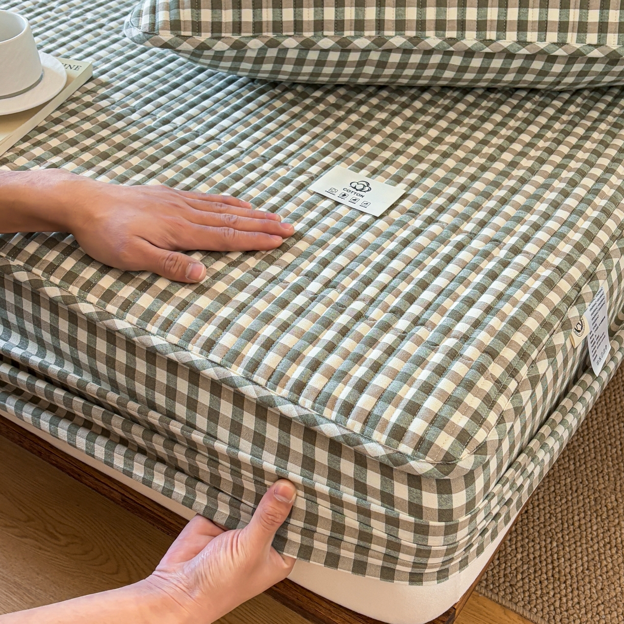 91家纺网 家纺一手货源 找家纺 居眠 2026新款全棉色织水洗棉格子夹棉棉花床笠 夹棉款-绿小格