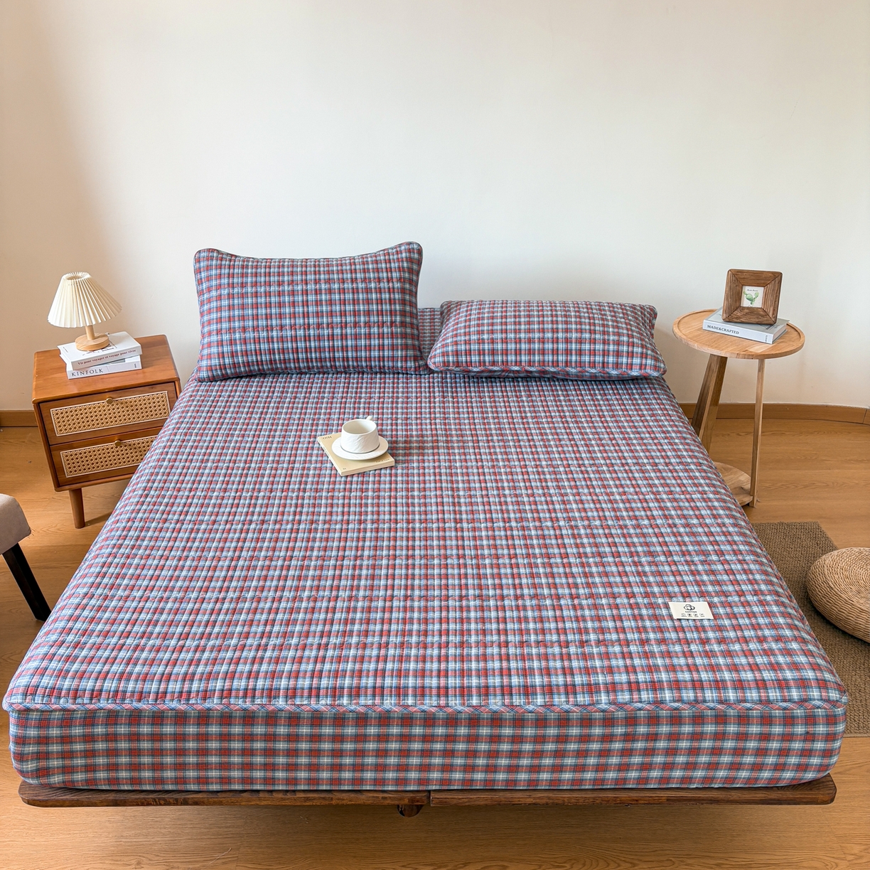 91家纺网 家纺一手货源 找家纺 居眠 2026新款全棉色织水洗棉格子夹棉棉花床笠 夹棉款-瑞土兰