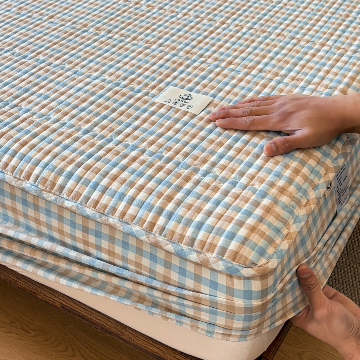 91家纺网 家纺一手货源 找家纺 居眠 2026新款全棉色织水洗棉格子夹棉棉花床笠 夹棉款-印月兰