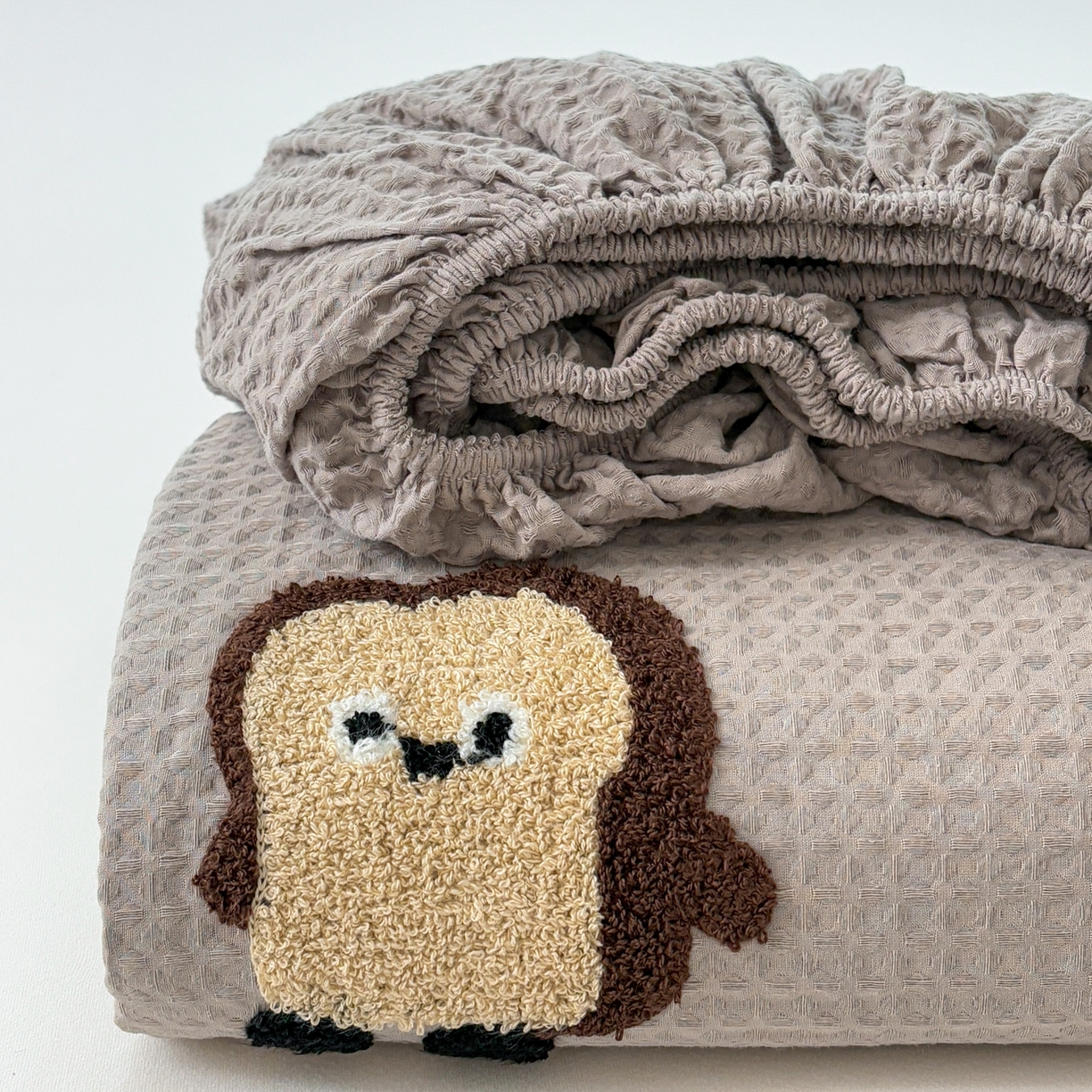 91家纺网 家纺一手货源 找家纺 （总）居眠 2026新款全棉华夫格毛巾绣系列床笠