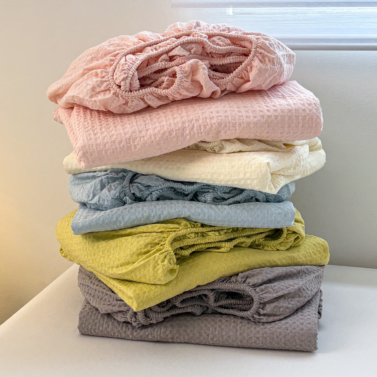 91家纺网 家纺一手货源 找家纺 居眠 2026新款全棉华夫格毛巾绣系列床笠 组合叠拍