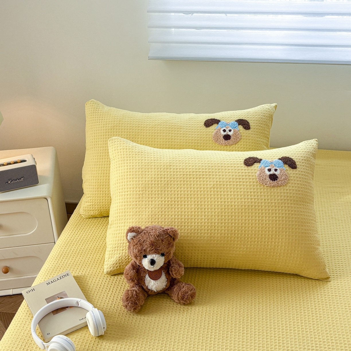 91家纺网 家纺一手货源 找家纺 居眠 2026新款全棉华夫格毛巾绣系列枕套 泡芙小狗-黄