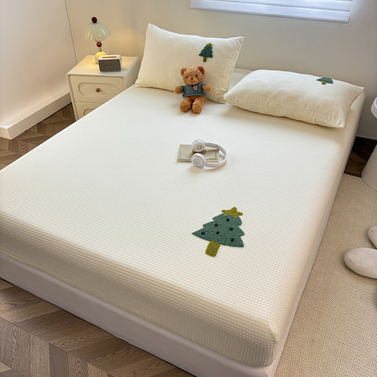 91家纺网 家纺一手货源 找家纺 居眠 2026新款全棉华夫格毛巾绣系列枕套 幸运树-白