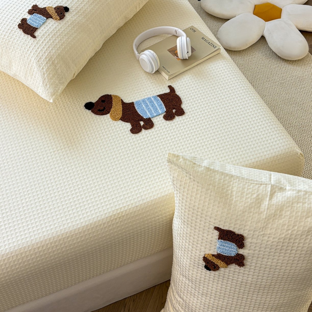 91家纺网 家纺一手货源 找家纺 居眠 2026新款全棉华夫格毛巾绣系列枕套 丑萌小狗-白