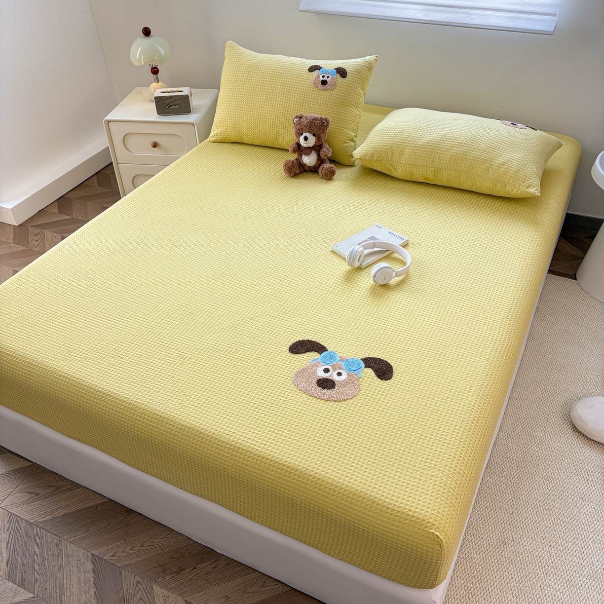 91家纺网 家纺一手货源 找家纺 居眠 2026新款全棉华夫格毛巾绣系列枕套 泡芙小狗-黄