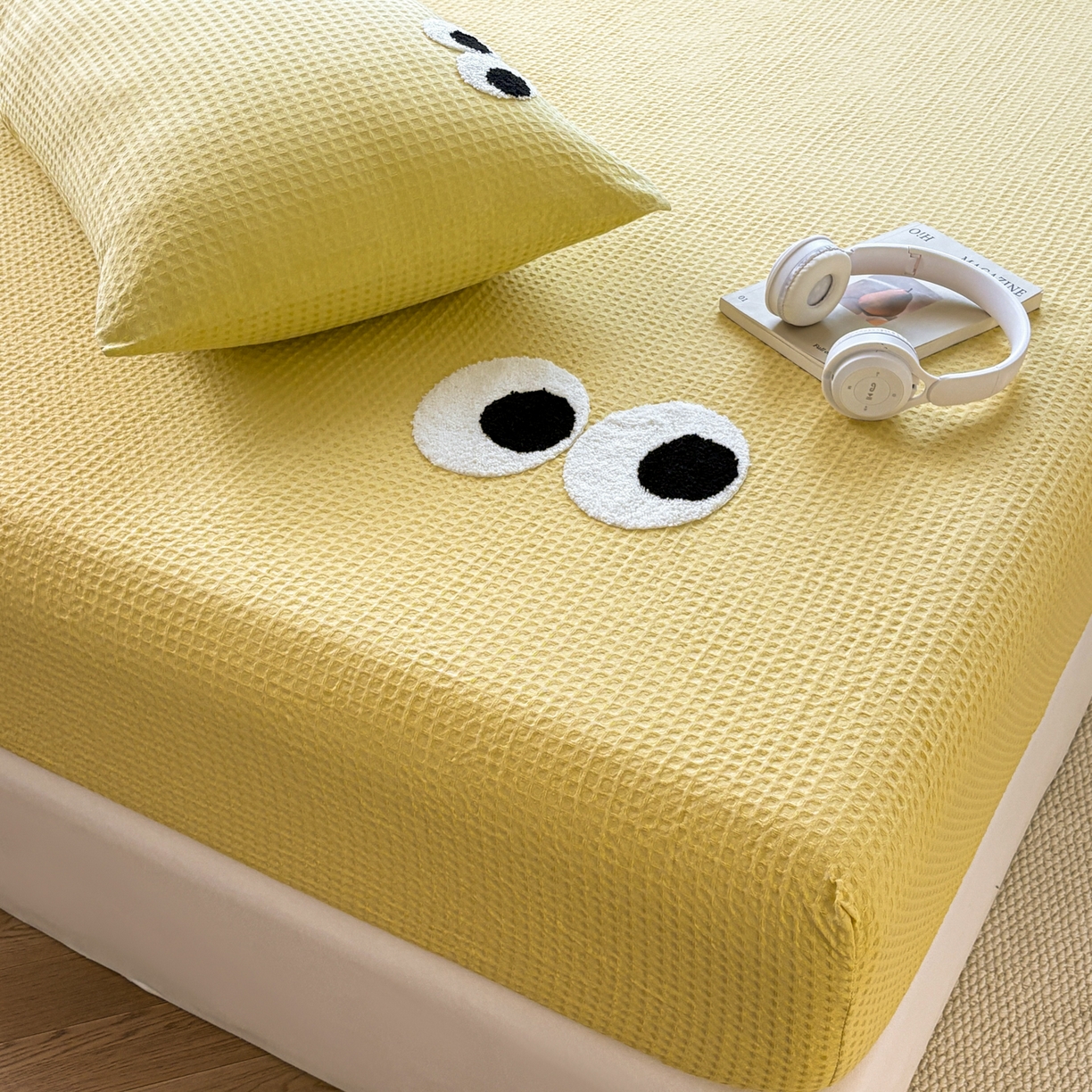 91家纺网 家纺一手货源 找家纺 居眠 2026新款全棉华夫格毛巾绣系列枕套 呆呆大眼-黄