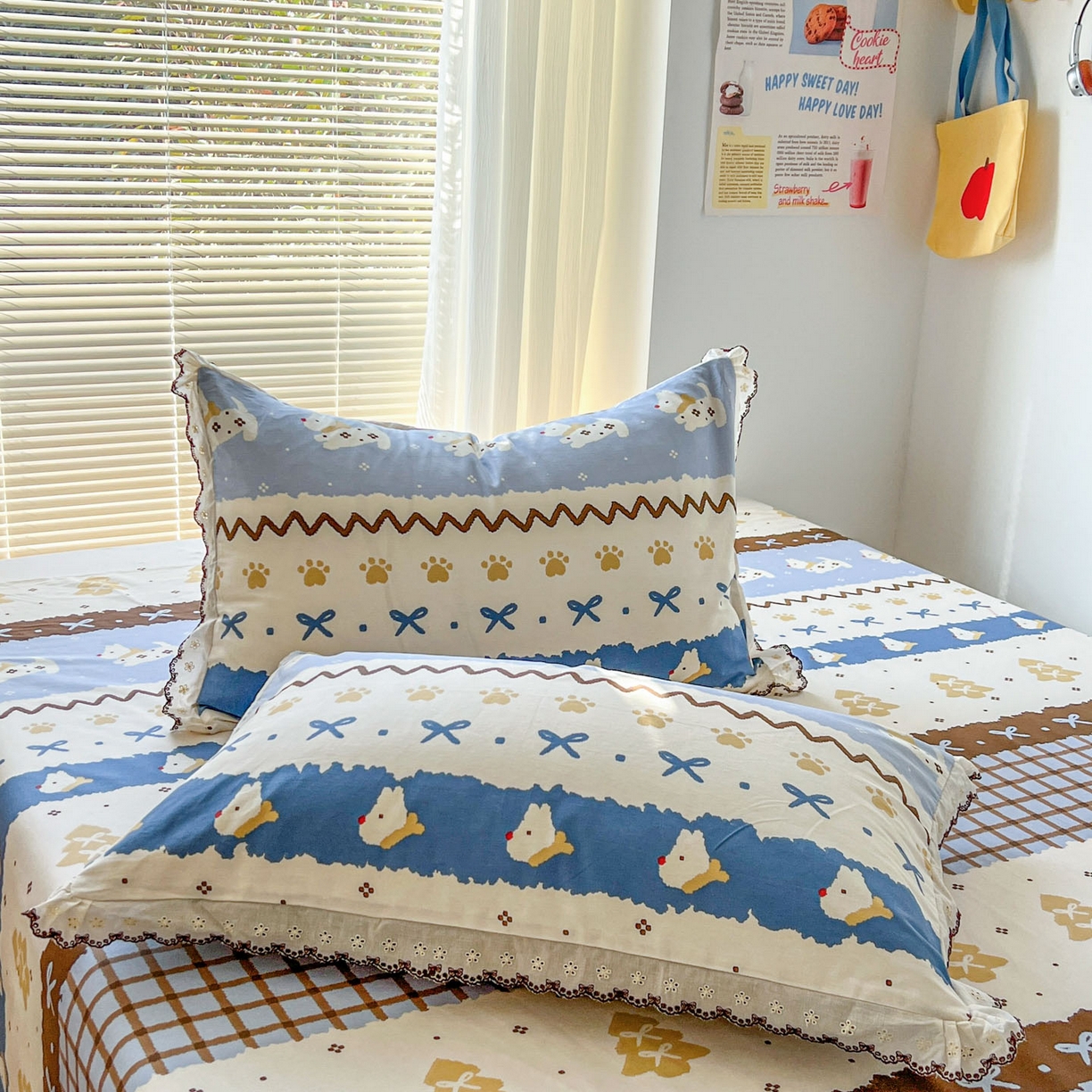 91家纺网 家纺一手货源 找家纺 希诺家居 2026新款费尔岛风全棉小清新单品床单床笠三件套 费尔岛围巾小狗