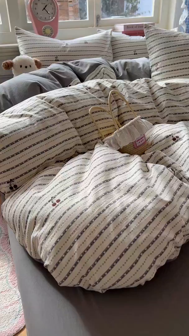 91家纺网 家纺一手货源 找家纺 思诺羽床笠 2026新款古法水洗仿棉云感棉三件套四件套 灰樱桃