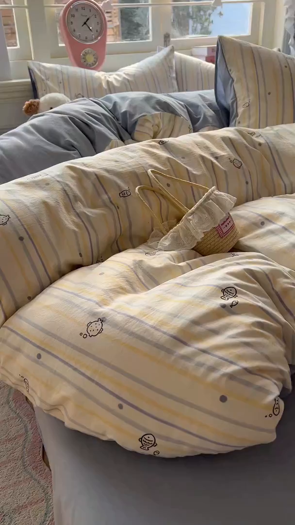 91家纺网 家纺一手货源 找家纺 思诺羽床笠 2026新款古法水洗仿棉云感棉三件套四件套 小鱼的心事