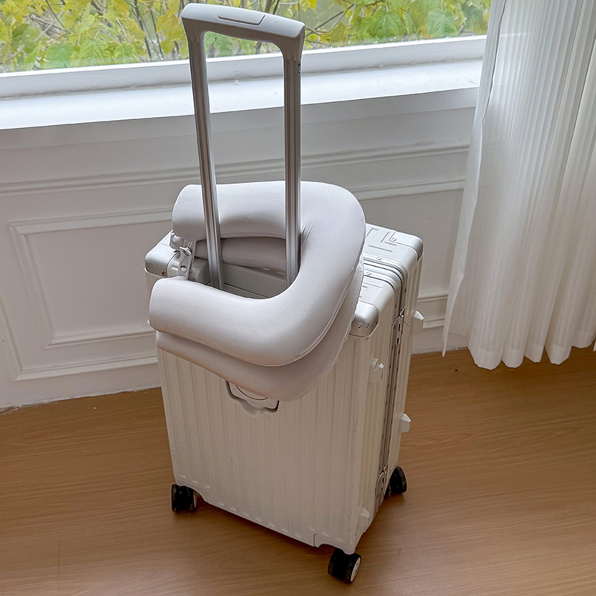 91家纺网 家纺一手货源 找家纺 微枕芯 2026新款磁力二合一旅行U枕 枕头枕芯 奶白 单只