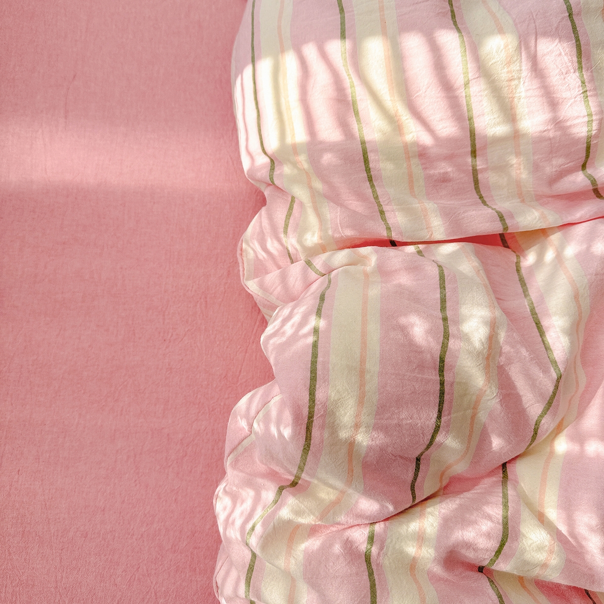 91家纺网 家纺一手货源 找家纺 柠萌家居 2026新款纯棉全棉A类色织水洗棉四件套（可定制尺寸） 倾城-粉