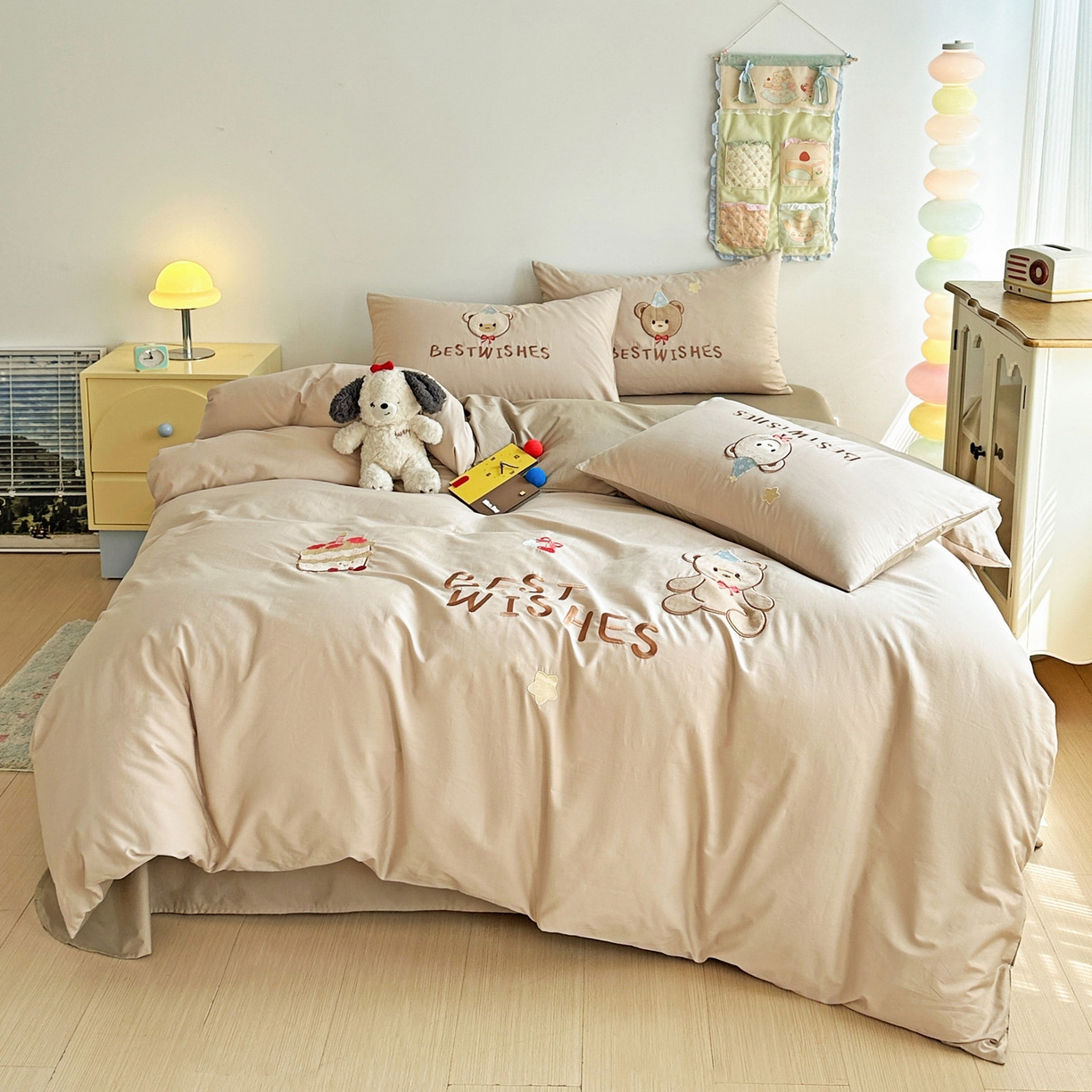 91家纺网 家纺一手货源 找家纺 暖意家纺 2026新款全棉A类60支水洗棉贴布绣三四件套 萌萌熊