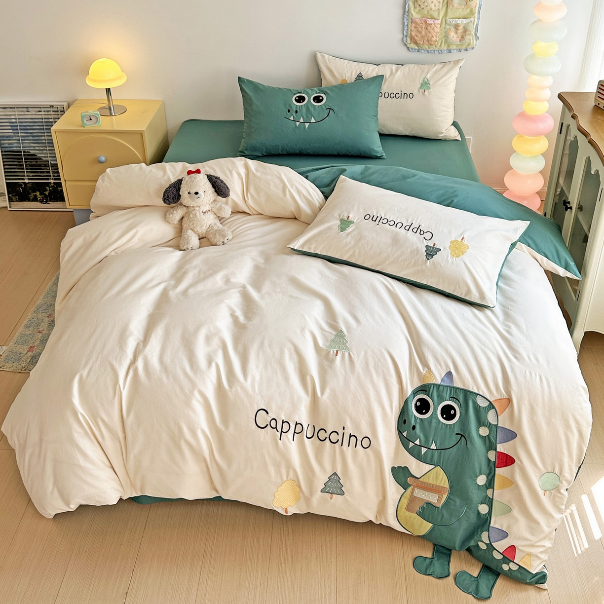 91家纺网 家纺一手货源 找家纺 暖意家纺 2026新款全棉A类60支水洗棉贴布绣三四件套 可爱恐龙