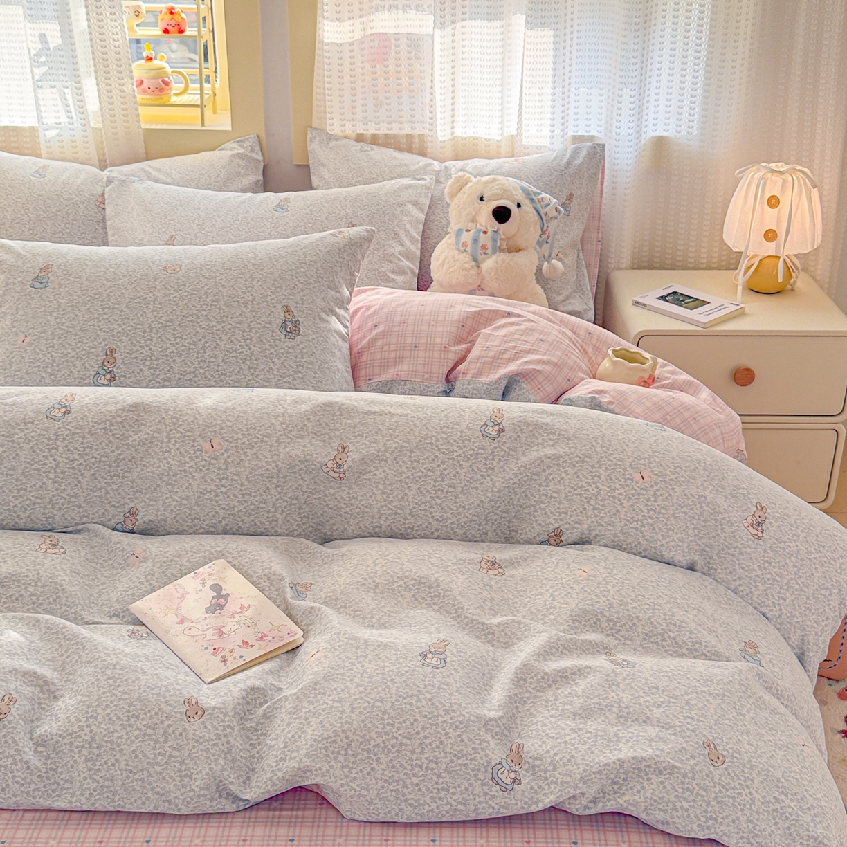 91家纺网 家纺一手货源 找家纺 呗旺鹿 2026新款全棉40支12868田园卡通小清新系列四件套 蓝叶兔