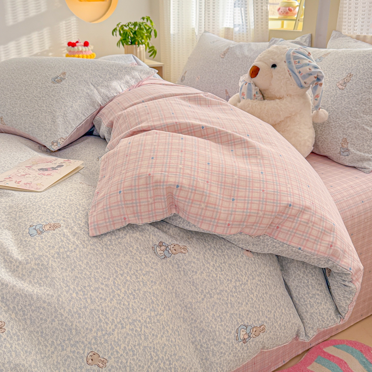 91家纺网 家纺一手货源 找家纺 呗旺鹿 2026新款全棉40支12868田园卡通小清新系列四件套 蓝叶兔