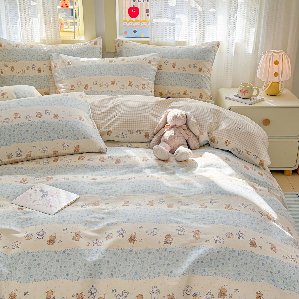 91家纺网 家纺一手货源 找家纺 呗旺鹿 2026新款全棉40支12868田园卡通小清新系列四件套 三小只