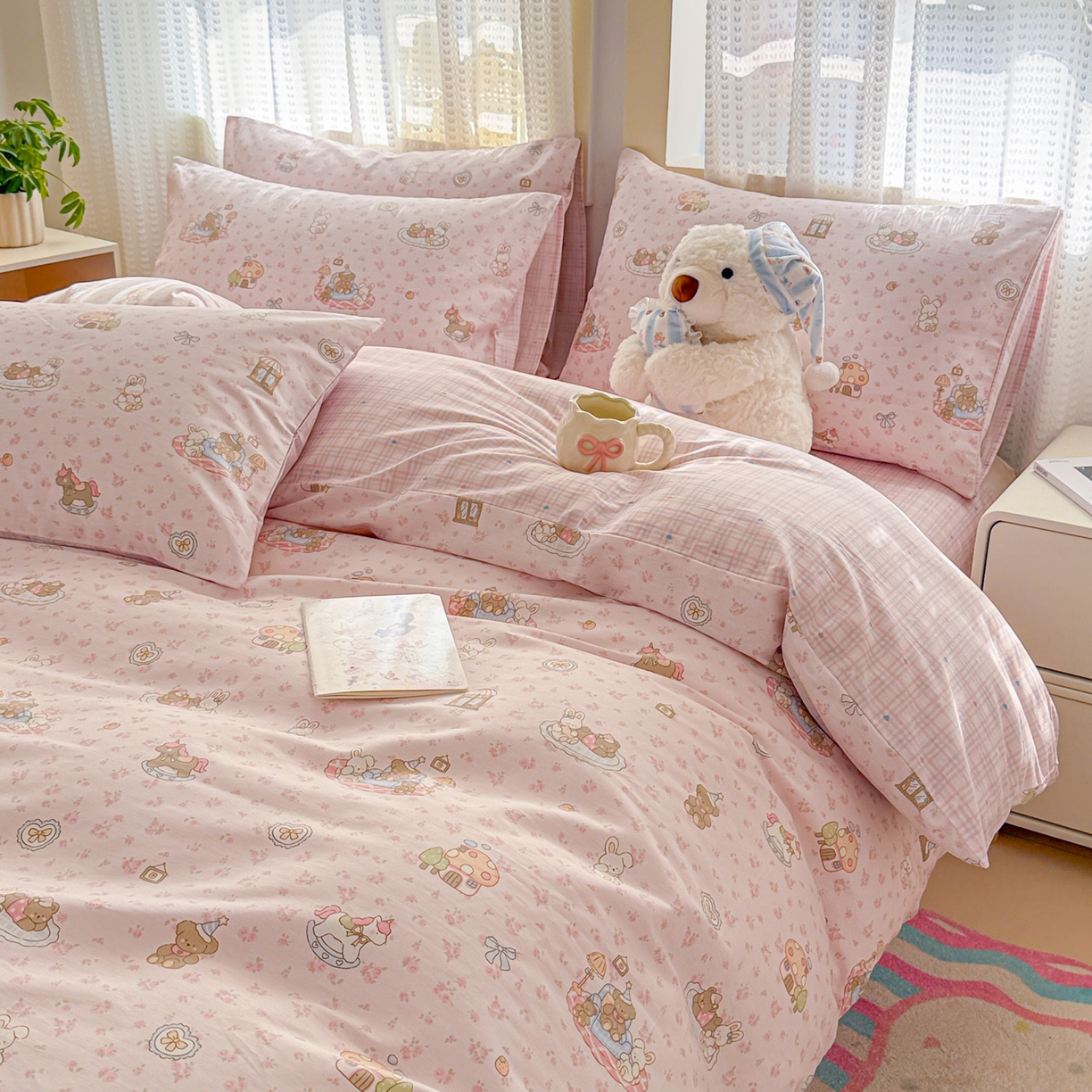 91家纺网 家纺一手货源 找家纺 呗旺鹿 2026新款全棉40支12868田园卡通小清新系列四件套 童话乐园