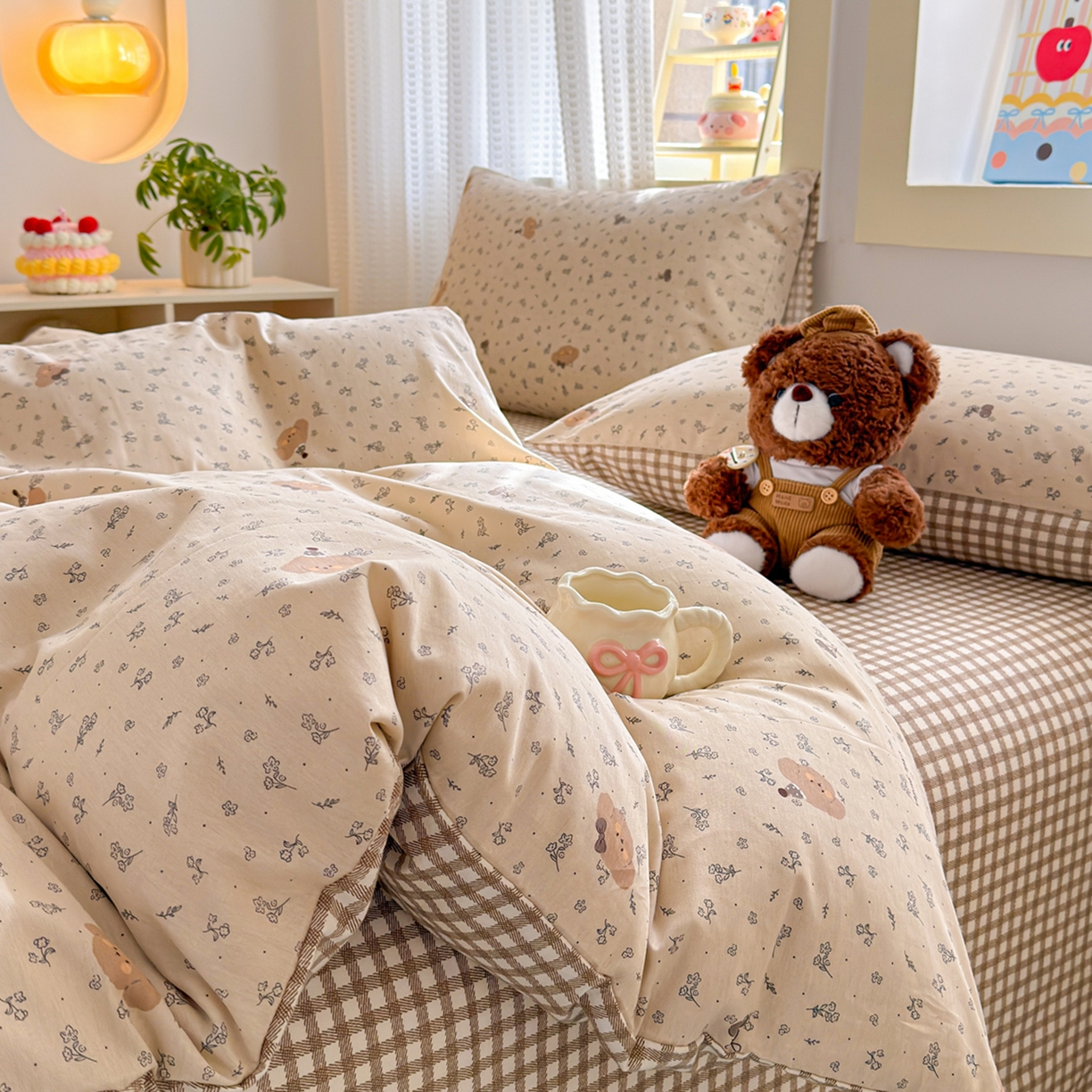 91家纺网 家纺一手货源 找家纺 呗旺鹿 2026新款全棉40支12868田园卡通小清新系列四件套 小熊艺语