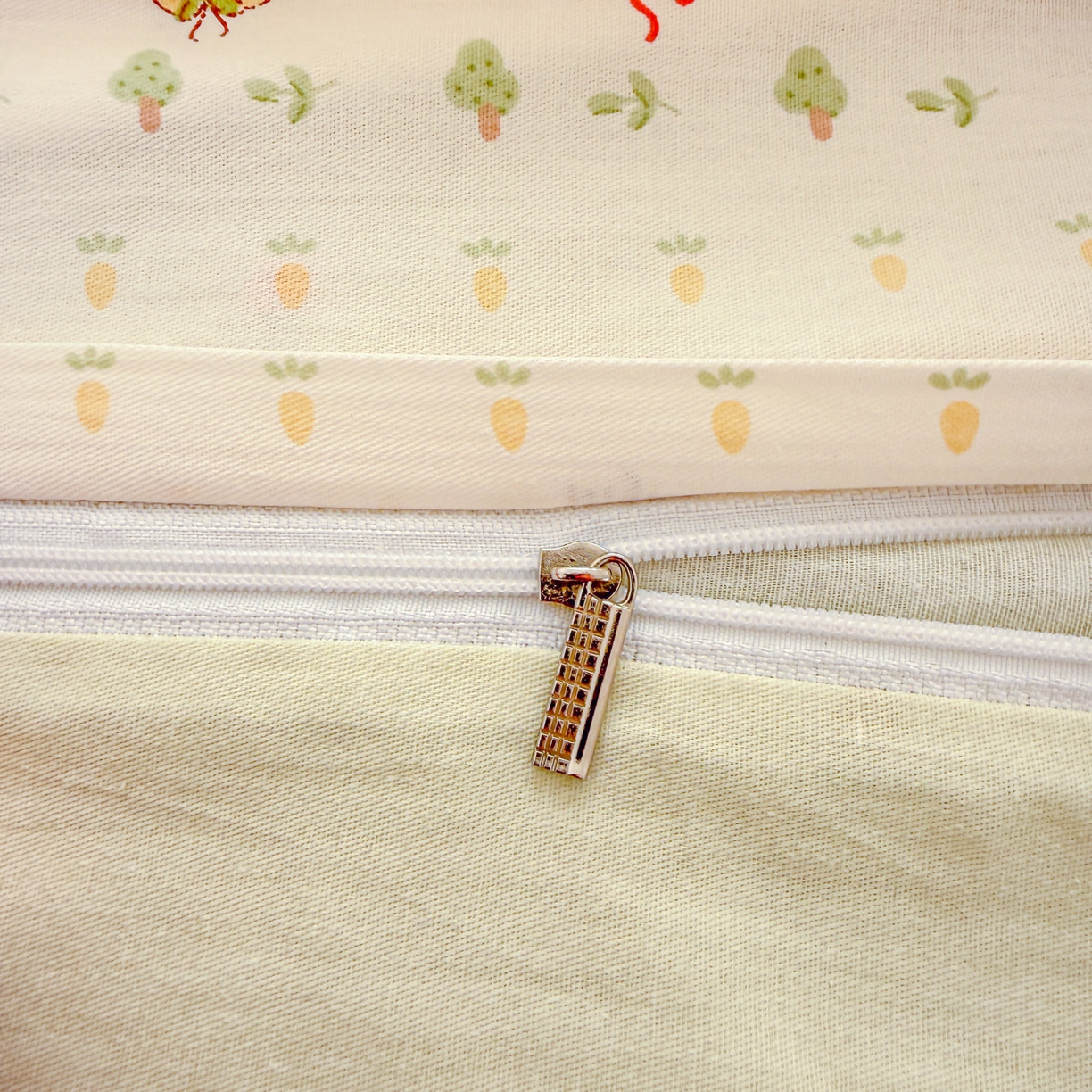 91家纺网 家纺一手货源 找家纺 呗旺鹿 2026新款全棉40支12868田园卡通小清新系列四件套 L欧包小奶兔