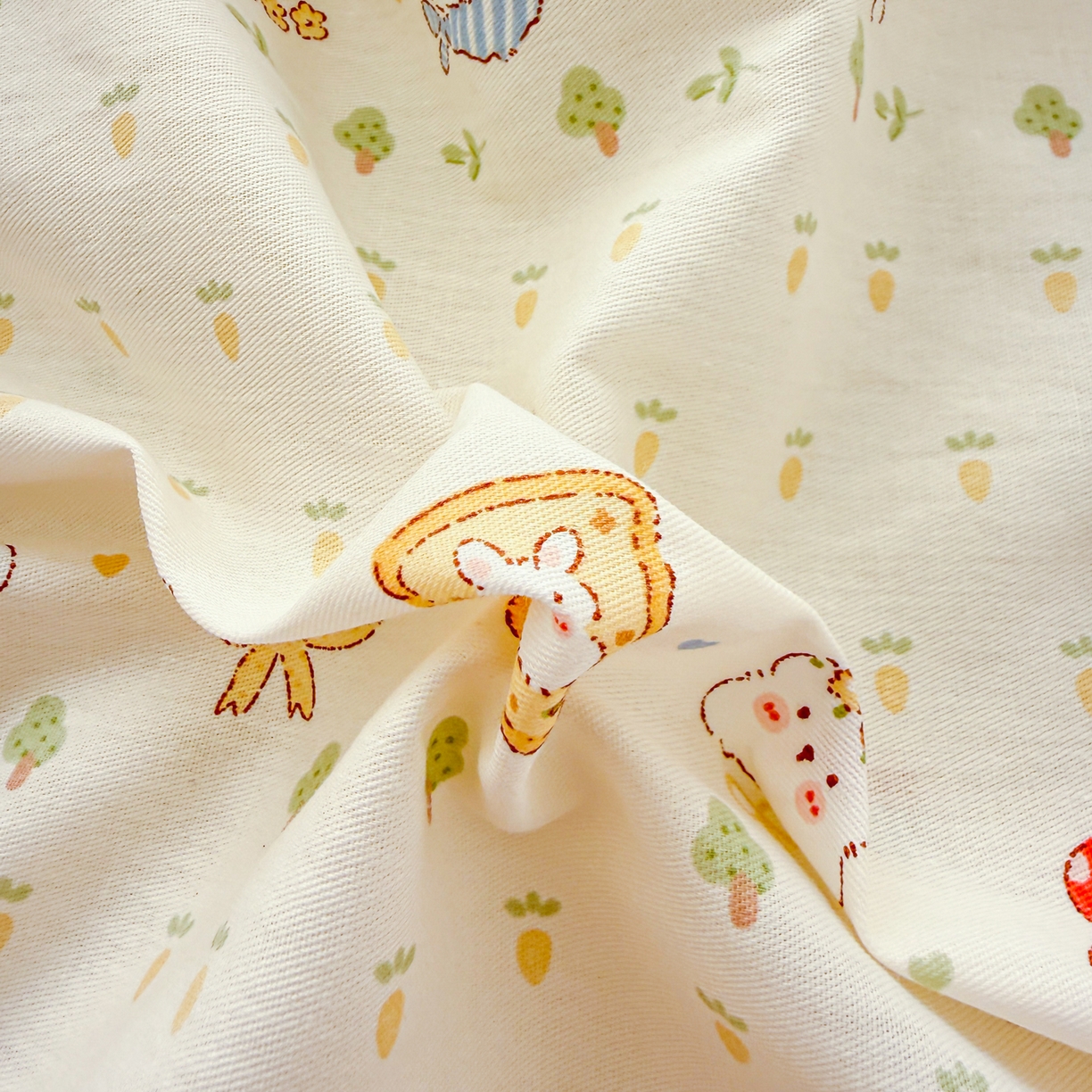 91家纺网 家纺一手货源 找家纺 呗旺鹿 2026新款全棉40支12868田园卡通小清新系列四件套 L欧包小奶兔