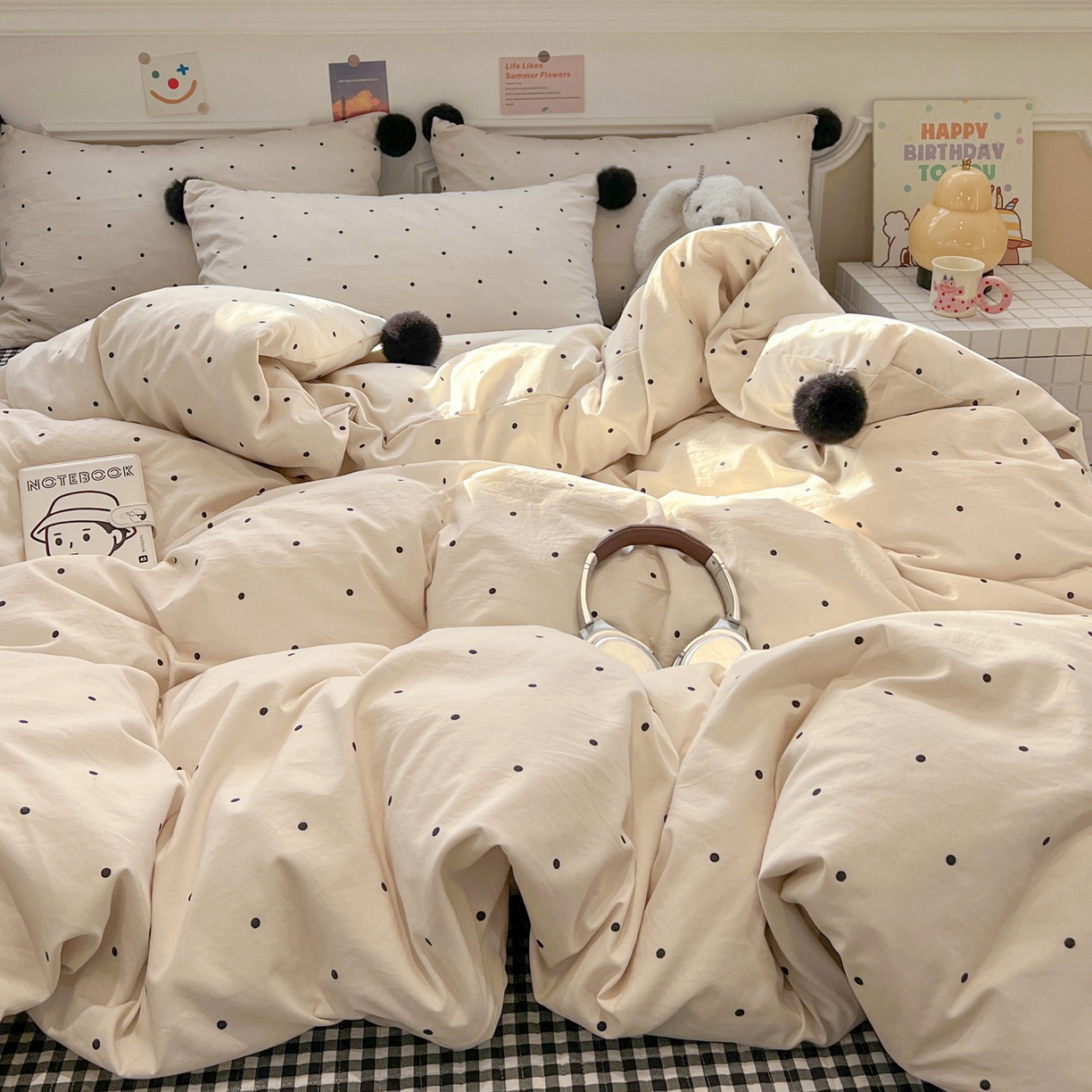 91家纺网 家纺一手货源 找家纺 富米莱（原臻工厂） 2026新款水洗棉波点黑格球球绝绝子床盖床裙四裙套 波点-米白