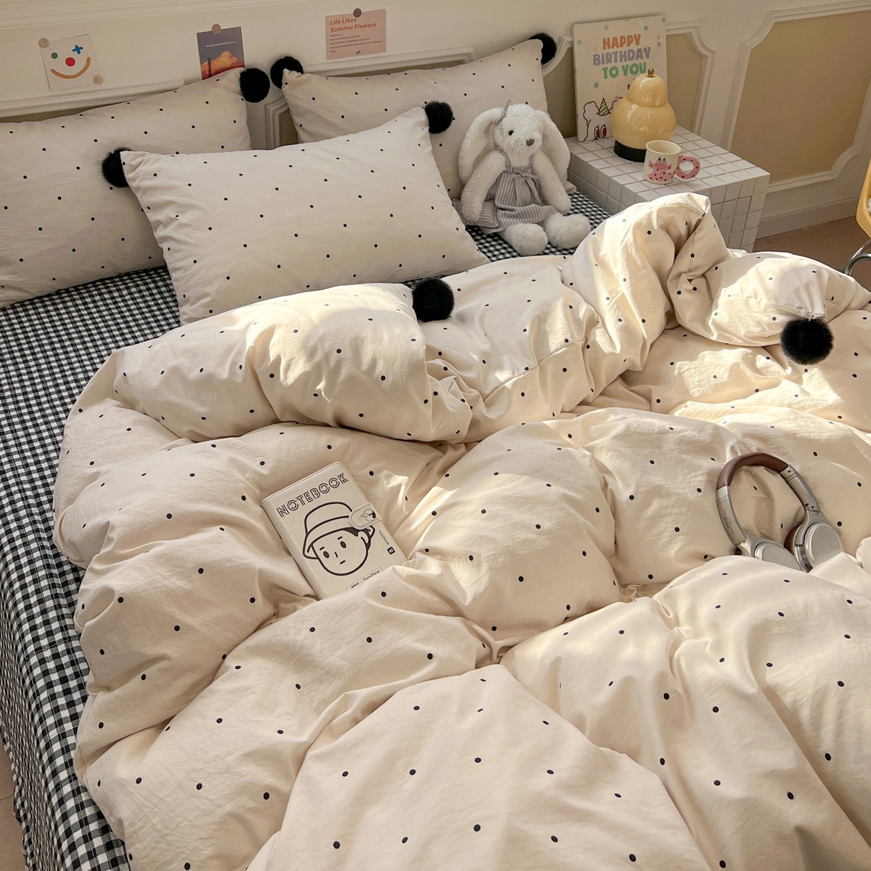 91家纺网 家纺一手货源 找家纺 富米莱（原臻工厂） 2026新款水洗棉波点黑格球球绝绝子床盖床裙四裙套 波点-米白