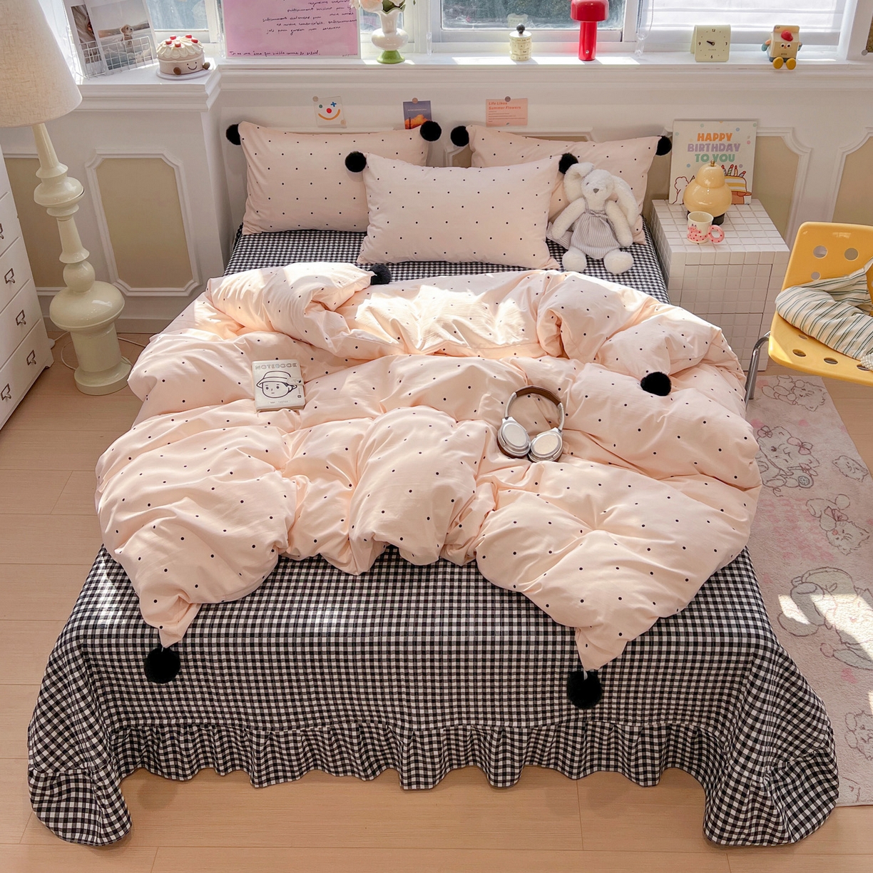 91家纺网 家纺一手货源 找家纺 富米莱（原臻工厂） 2026新款水洗棉波点黑格球球绝绝子床盖床裙四裙套 波点-粉