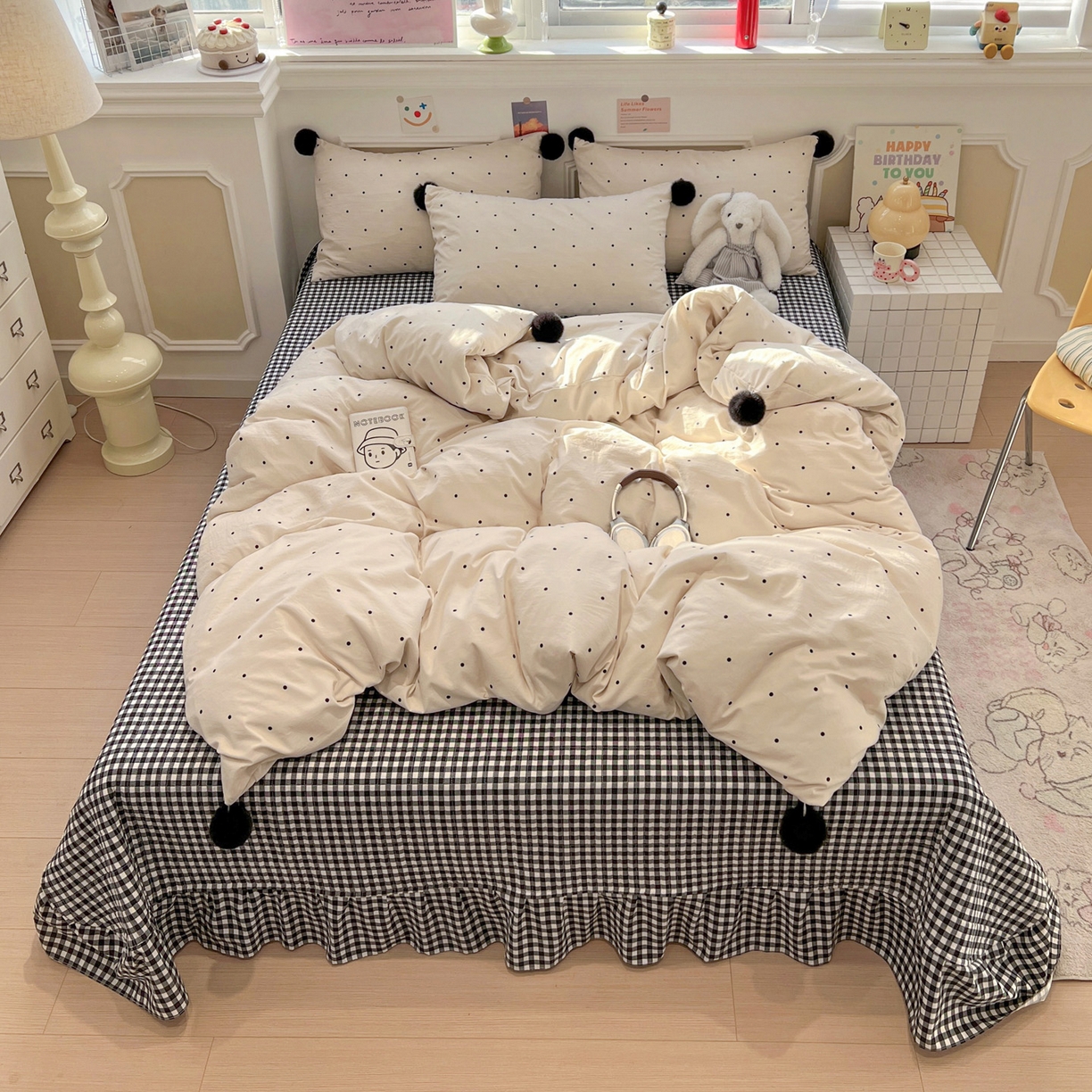 91家纺网 家纺一手货源 找家纺 富米莱（原臻工厂） 2026新款水洗棉波点黑格球球绝绝子床盖床裙四裙套 波点-米白