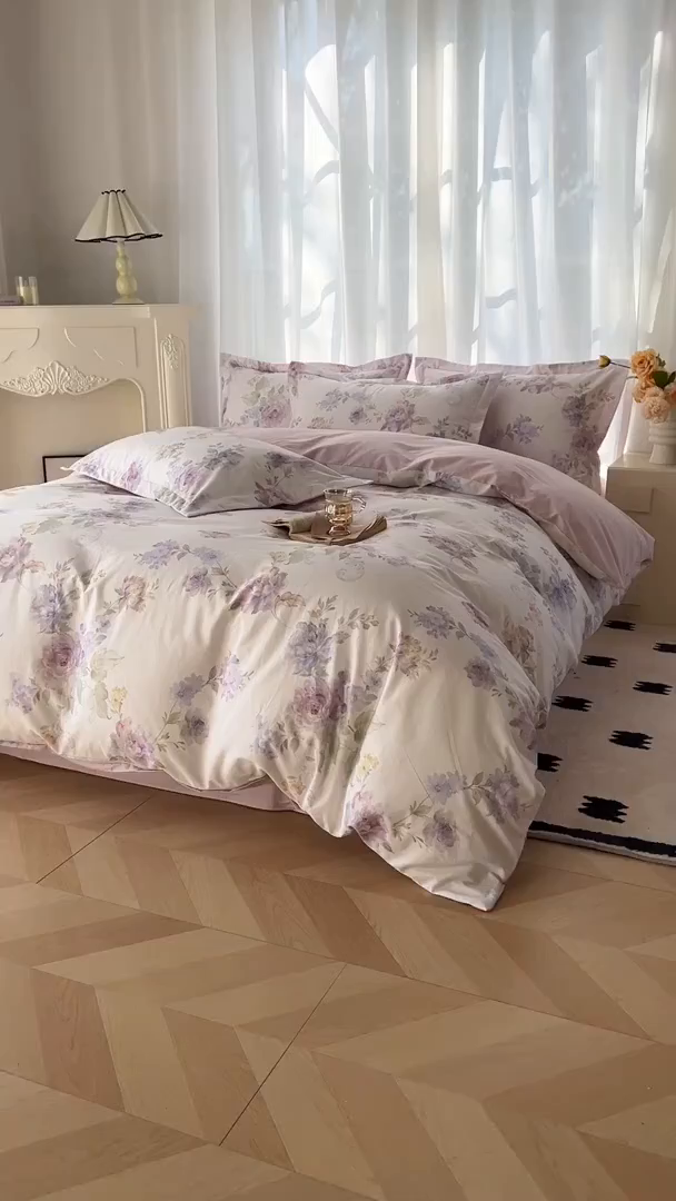 91家纺网 家纺一手货源 找家纺 卧趣家纺 2026新款纯棉花卉系列全棉印花四件套 嘉卉-紫