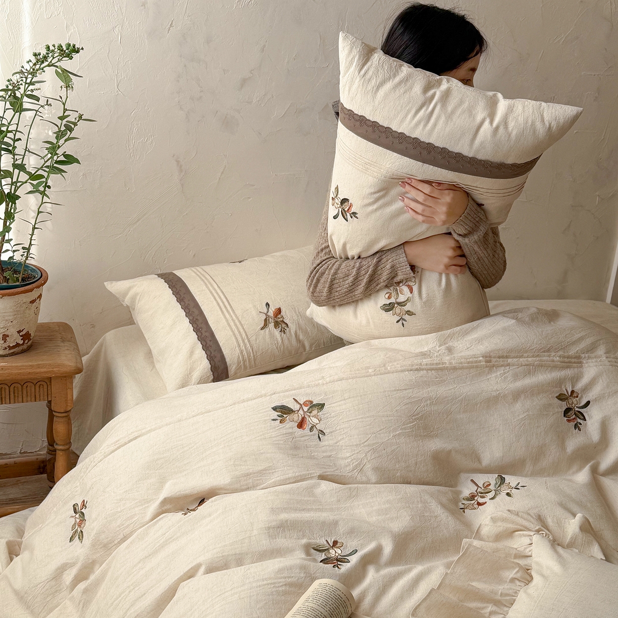 （总）鹿班家居 2026春季新品色织棉麻精密刺绣系列四件套-秋桉花信（标准会员-20元）