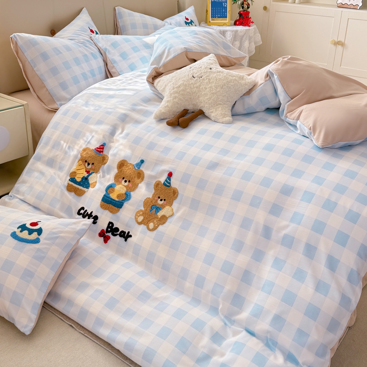 91家纺网 家纺一手货源 找家纺 暖芯优选 2026新款小红书热款混搭风毛巾绣床上用品四件套韩版学生三件套 好心情