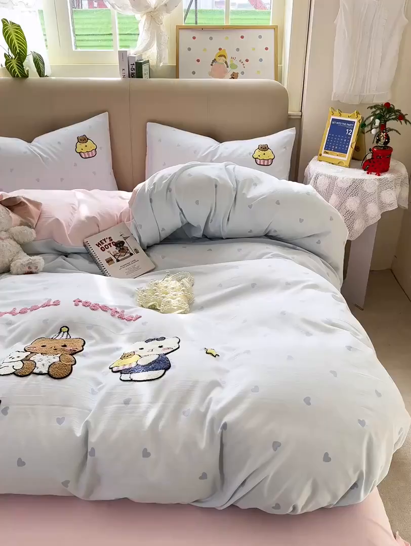 91家纺网 家纺一手货源 找家纺 暖芯优选 2026新款小红书热款混搭风毛巾绣床上用品四件套韩版学生三件套 可爱小猫咪