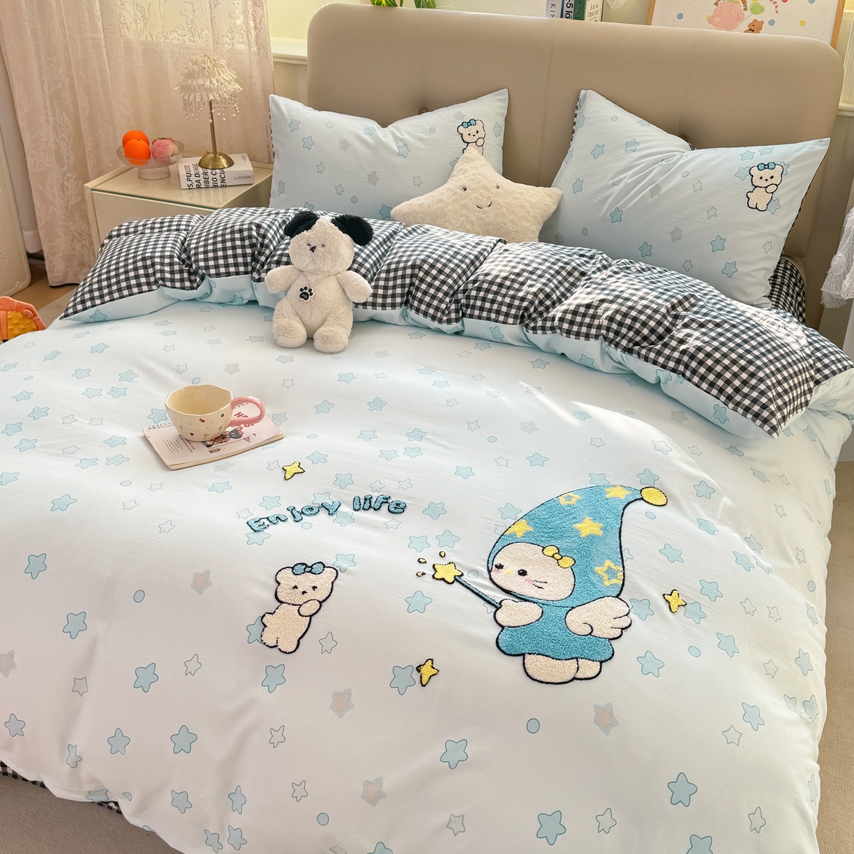 91家纺网 家纺一手货源 找家纺 暖芯优选 2026新款小红书热款混搭风毛巾绣床上用品四件套韩版学生三件套 星空缘