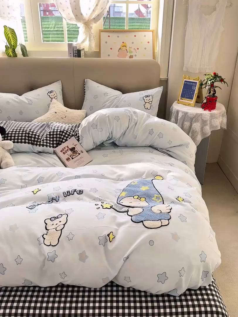 91家纺网 家纺一手货源 找家纺 暖芯优选 2026新款小红书热款混搭风毛巾绣床上用品四件套韩版学生三件套 星空缘