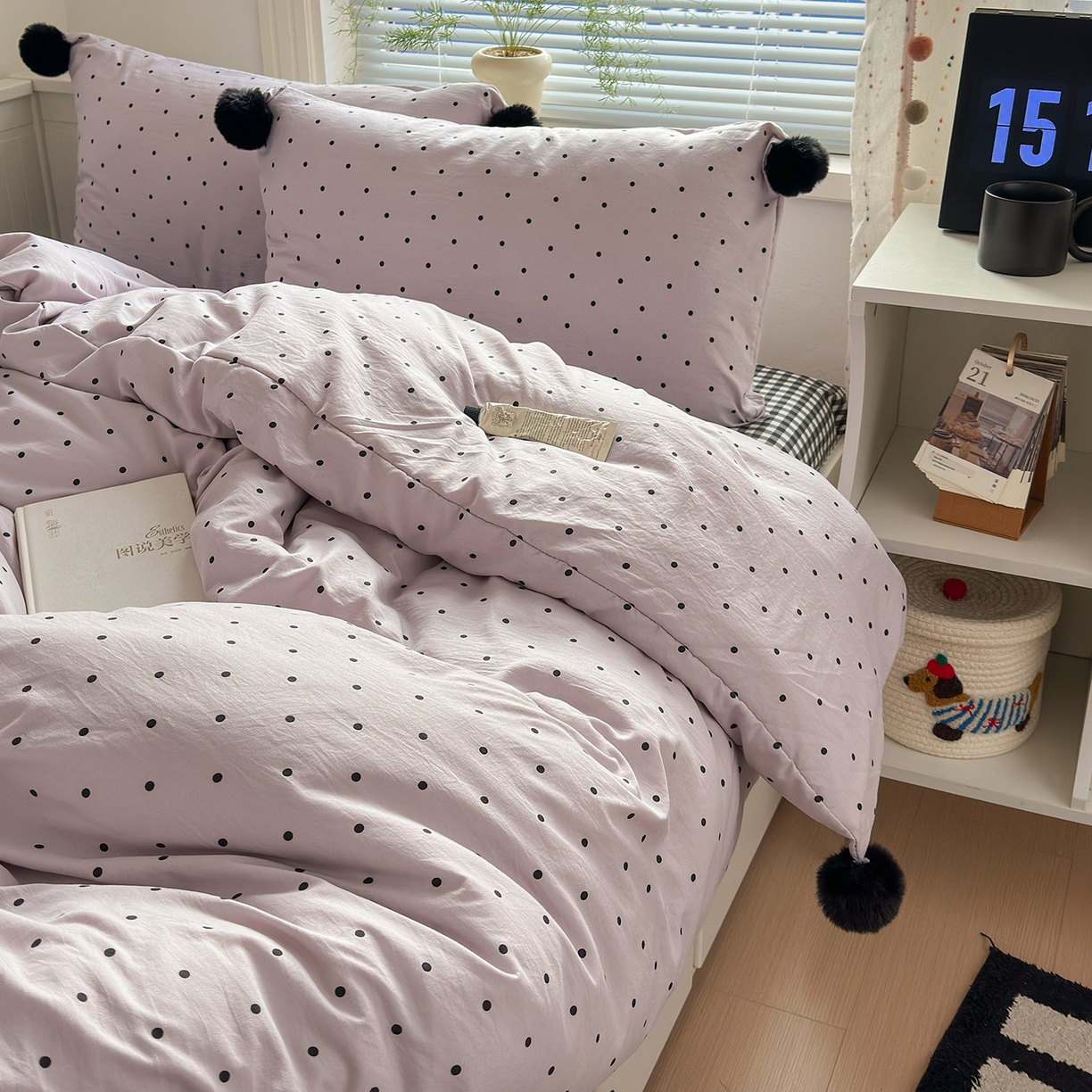 91家纺网 家纺一手货源 找家纺 暖芯优选 2026新款混搭圆点啵啵毛球款四件套学生三件套-小红书推荐 圆点啵啵-淡紫