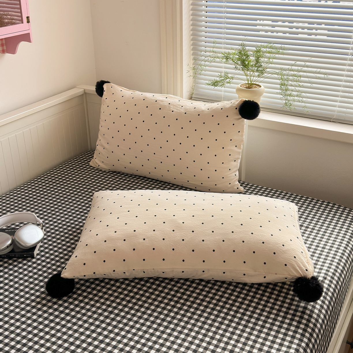 91家纺网 家纺一手货源 找家纺 暖芯优选 2026新款混搭圆点啵啵毛球款四件套学生三件套-小红书推荐 圆点啵啵-奶黄