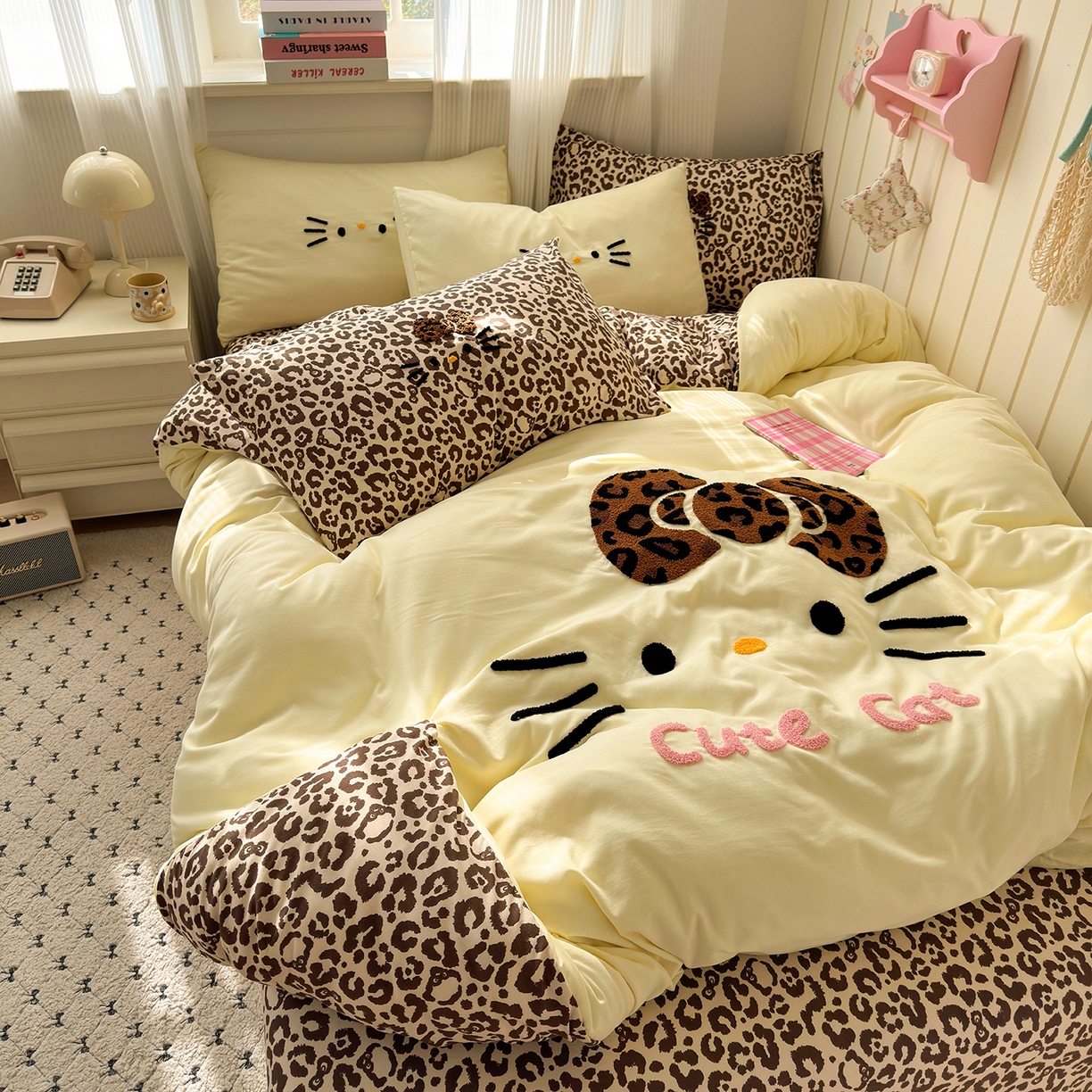 91家纺网 家纺一手货源 找家纺 （总）暖芯优选 2026新款网红热款豹纹kitty毛巾绣床上四件套学生三件套