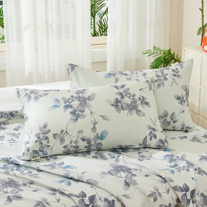 91家纺网 家纺一手货源 找家纺 爱彼家纺 2026新款原棉老粗布烫画老粗布印花系列单床单凉席席子三件套 叶落缤纷