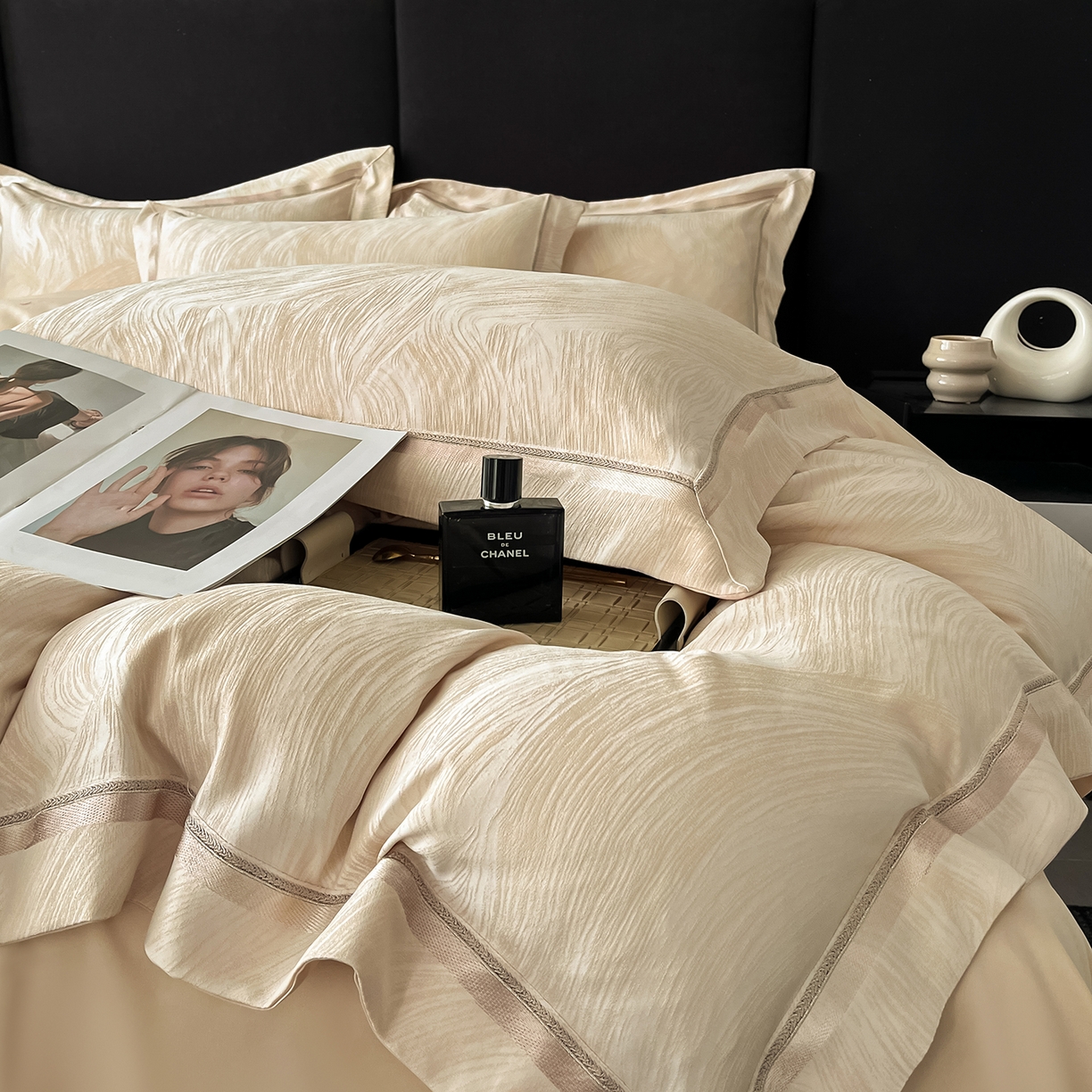 91家纺网 家纺一手货源 找家纺 置顶家纺 2026新款摩登天空亲肤磨毛提花系列四件套 摩登天空-浅香槟