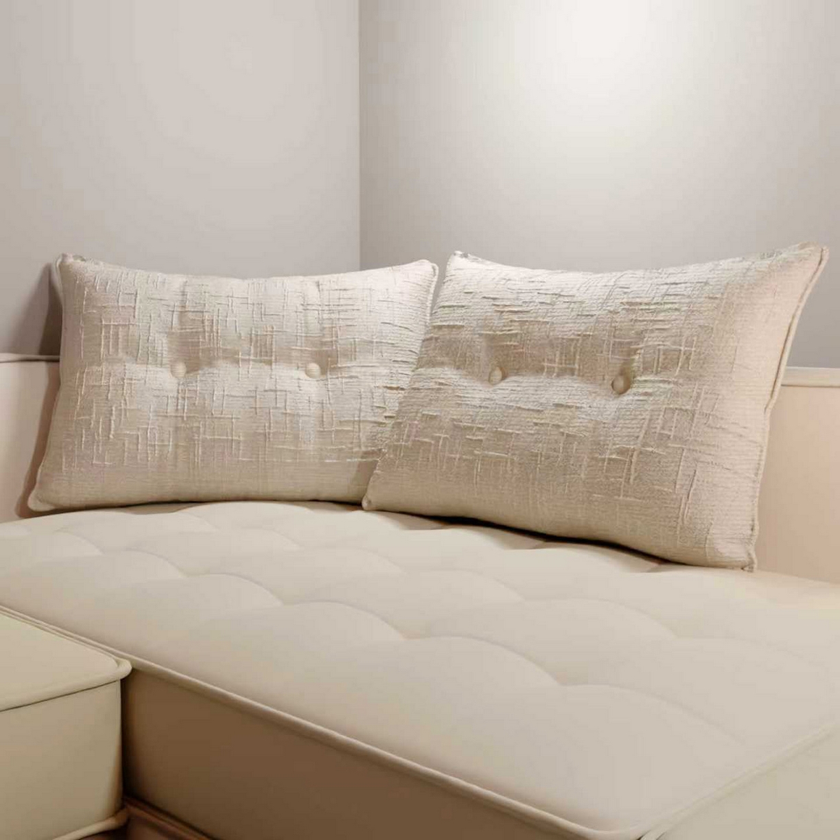 91家纺网 家纺一手货源 找家纺 美达人 2026新款高克重肌理麻靠枕纽扣床头靠枕靠垫 米色2