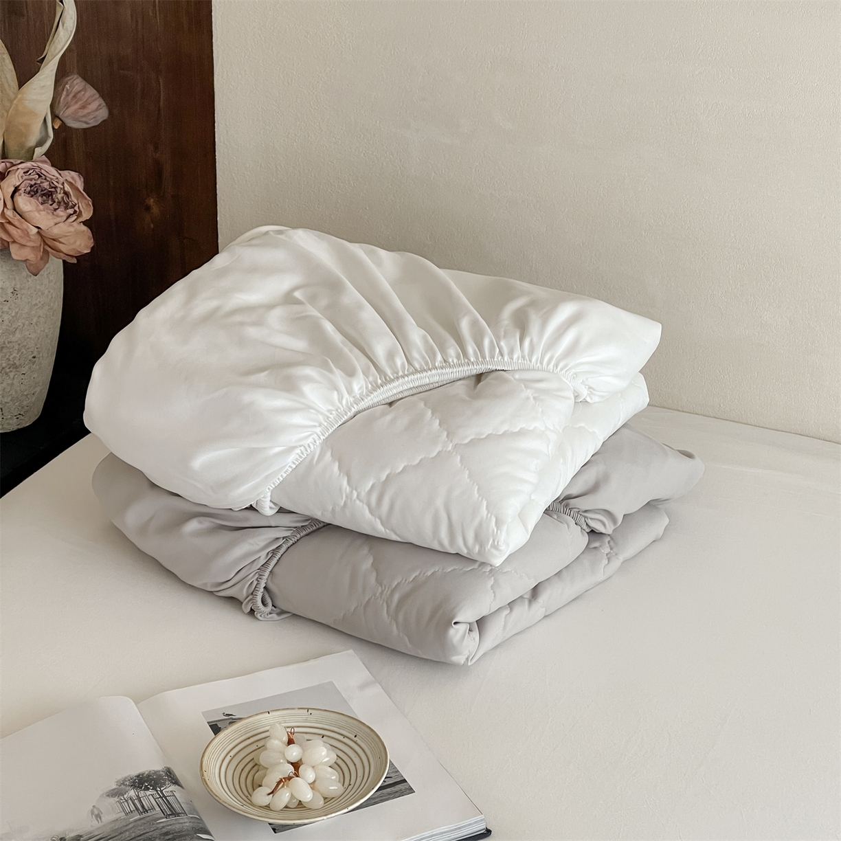 91家纺网 家纺一手货源 找家纺 三味舒屋 2026新款三防功能夹棉床笠床垫保护罩（严格控价：券后135/155/165） 组合图仅供展示-不可下单