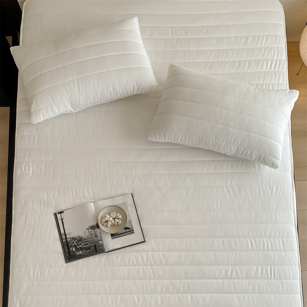 91家纺网 家纺一手货源 找家纺 三味舒屋 2026新款三防功能夹棉床笠床垫保护罩（严格控价：券后135/155/165） 净月白